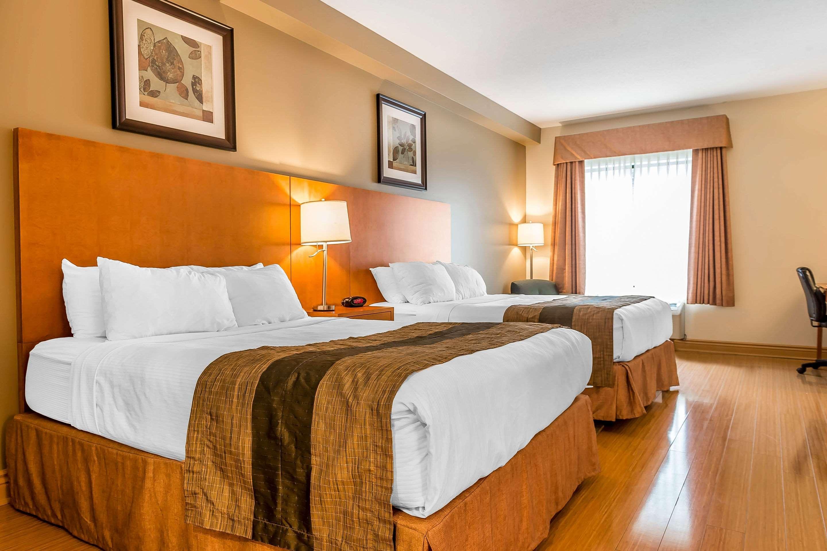 Quality Inn & Suites Hawkesbury Eksteriør billede