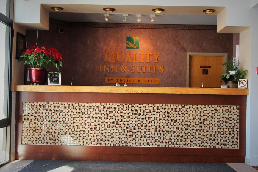 Quality Inn & Suites Hawkesbury Eksteriør billede