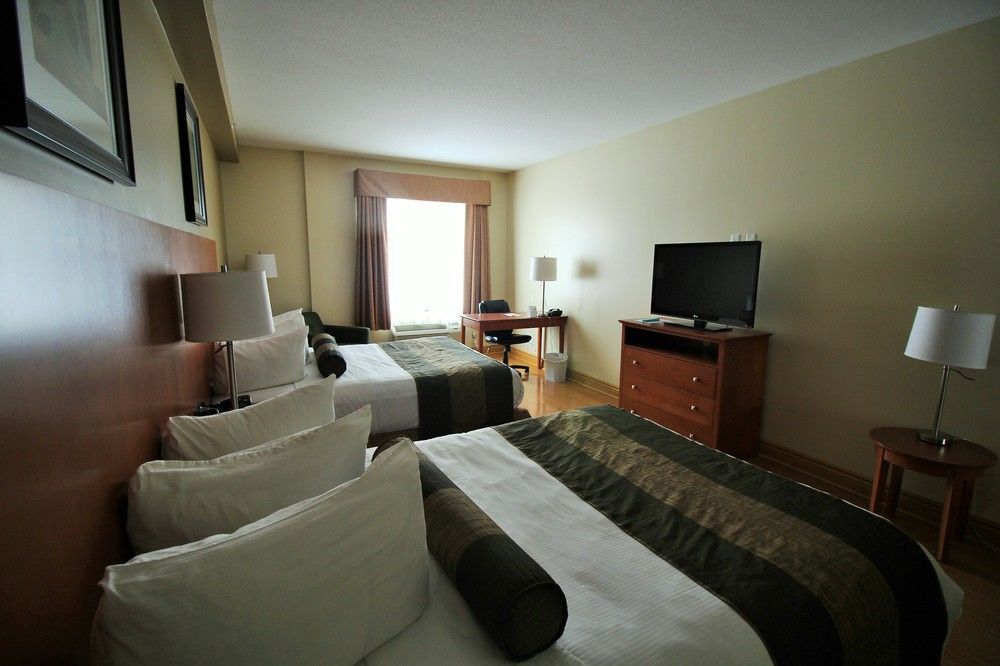 Quality Inn & Suites Hawkesbury Eksteriør billede