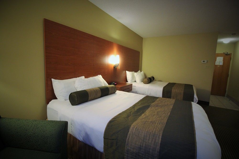Quality Inn & Suites Hawkesbury Eksteriør billede